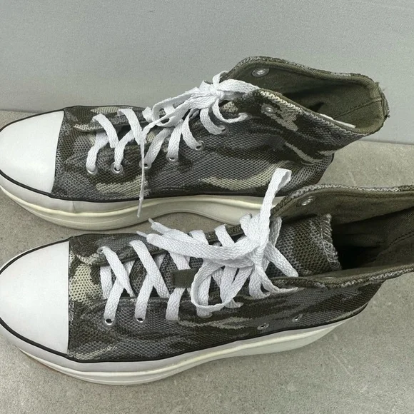 Madden Girl WINNONA-K Camo High Top Sneakers Size 8​ - Picture 4 of 6